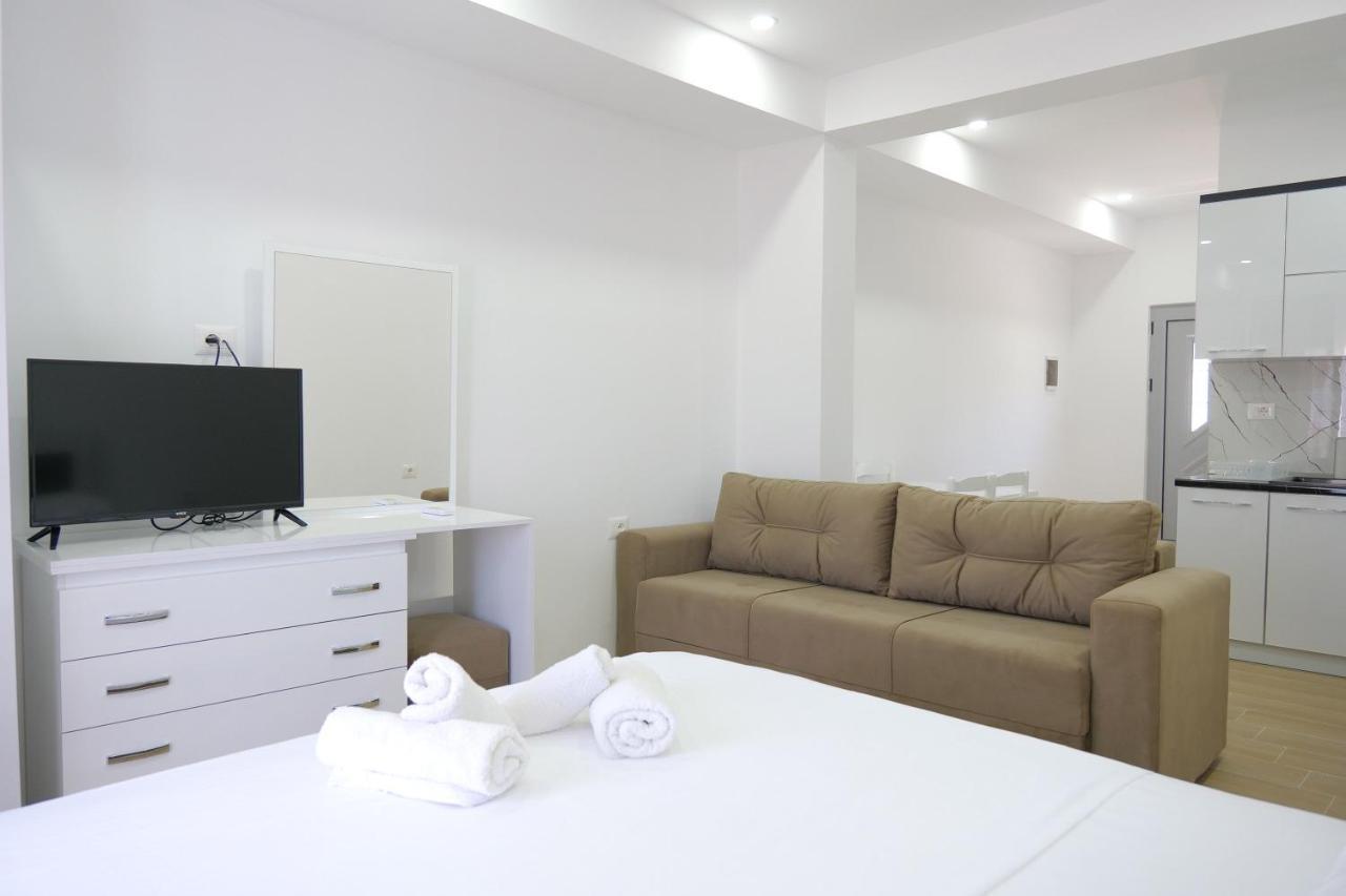 Lux Apartments Ksamil Exterior photo
