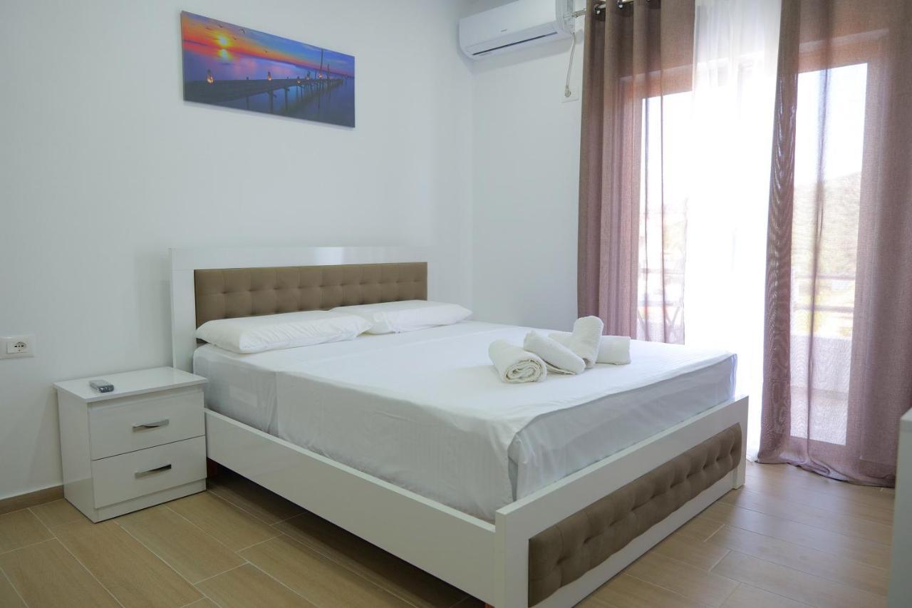 Lux Apartments Ksamil Exterior photo