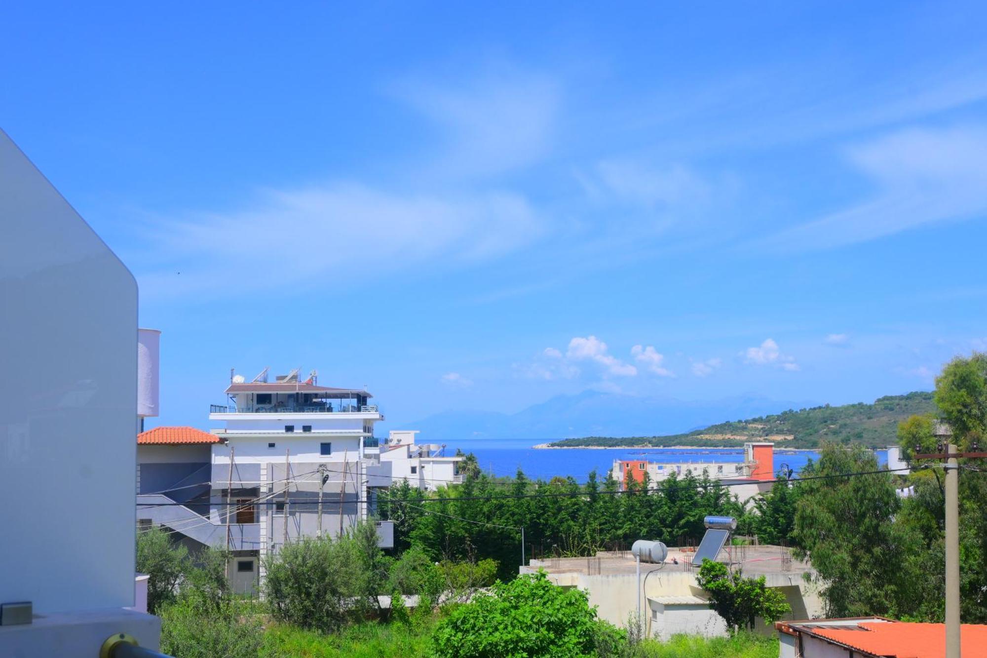 Lux Apartments Ksamil Exterior photo