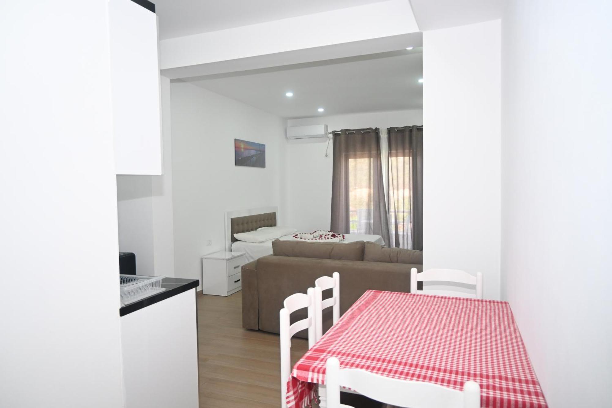 Lux Apartments Ksamil Exterior photo